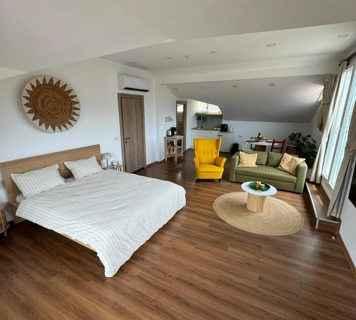Poblos Room فتحية 0*,